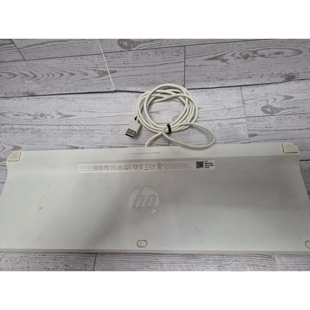 HEWLETT PACKARD white/ Black keyboard wired Ct Bewrp 0acp80